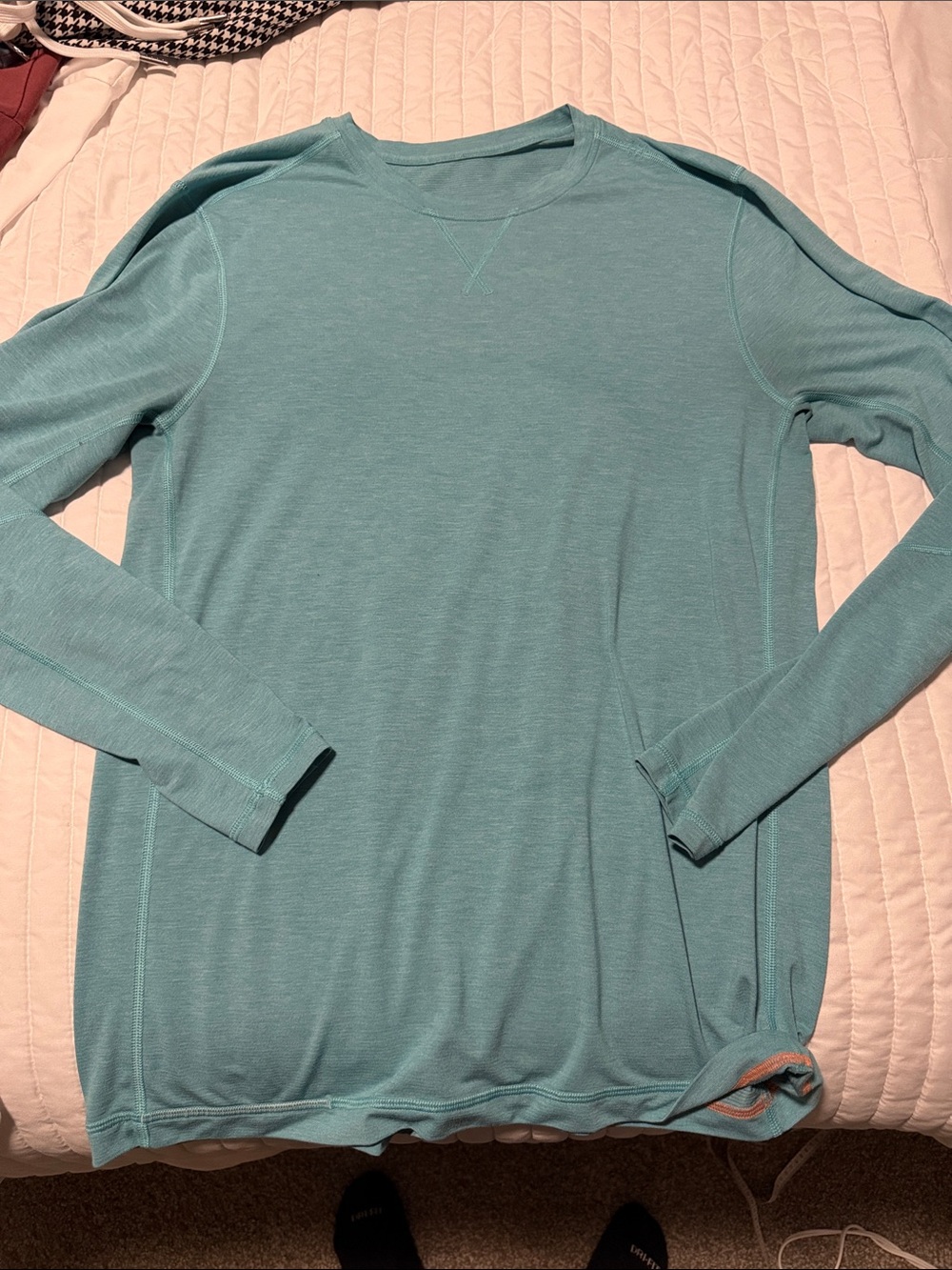 Lululemon men’s long sleeve athletic shirt light blue size small